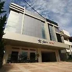 Star Hotel